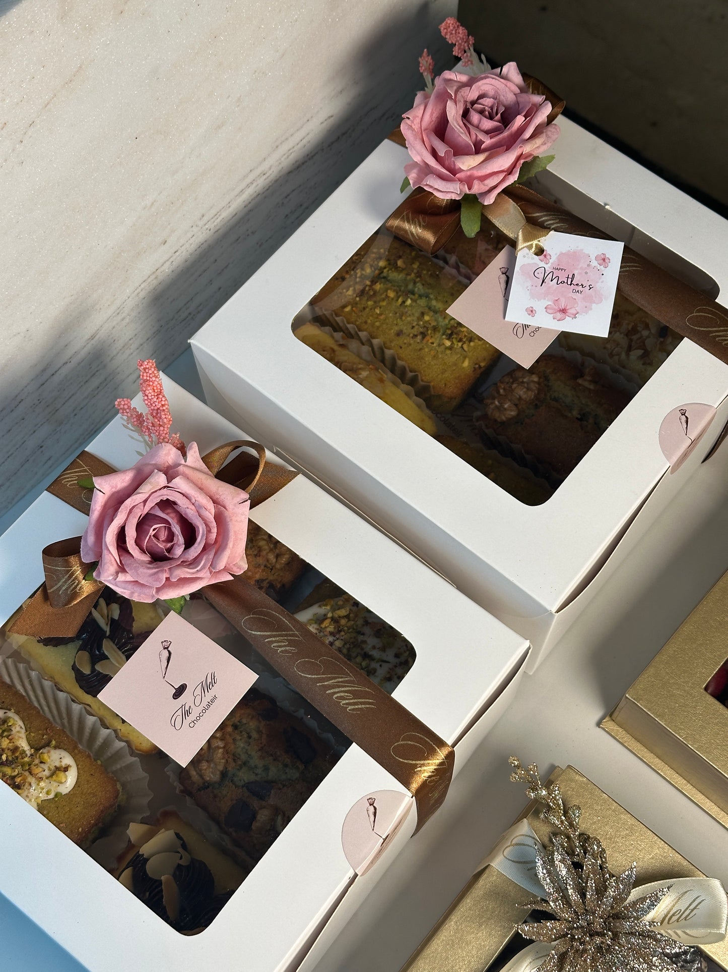 Loaf Lover's Delight: A Trio of Tempting Flavors in 6 Mini Cakes